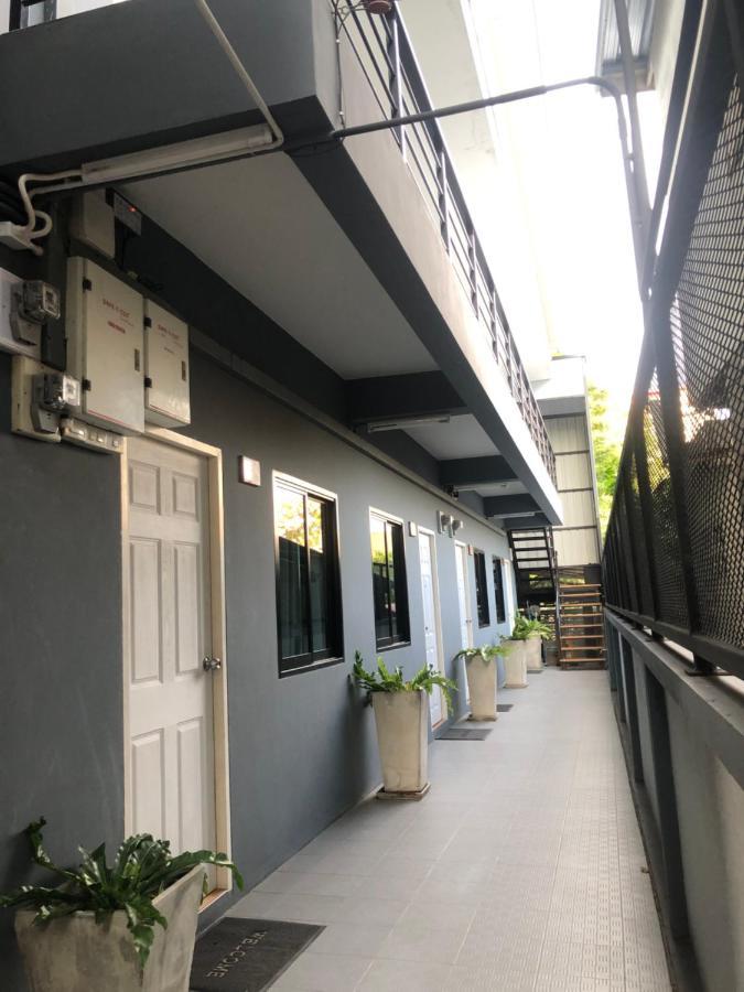 Sp Home Bangsaen Екстериор снимка