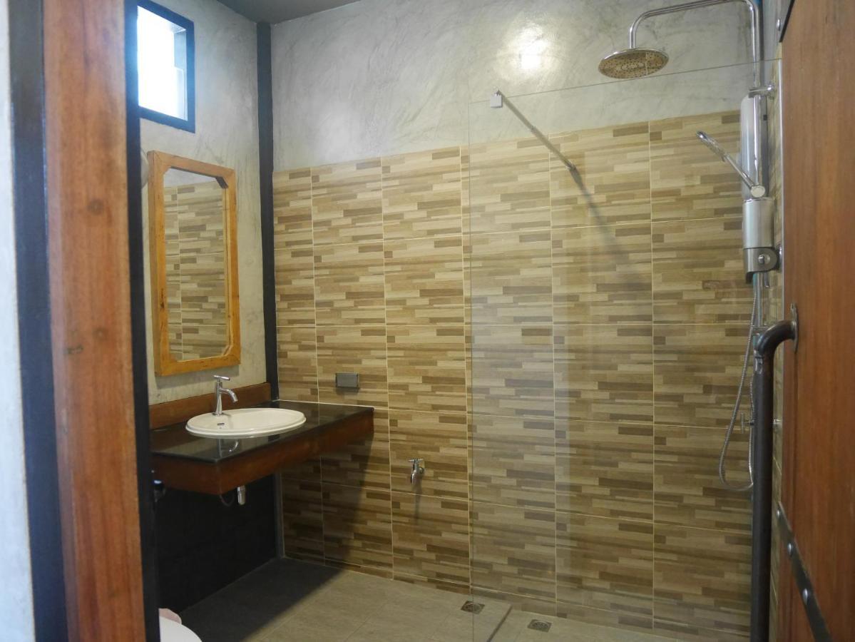 Sp Home Bangsaen Екстериор снимка